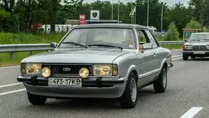 ford ford-taunus-1976-gbtsgbfscbts-1975.jpg