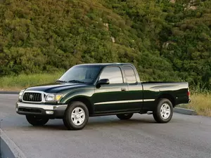 2001 Tacoma I xTracab (facelift 2000)